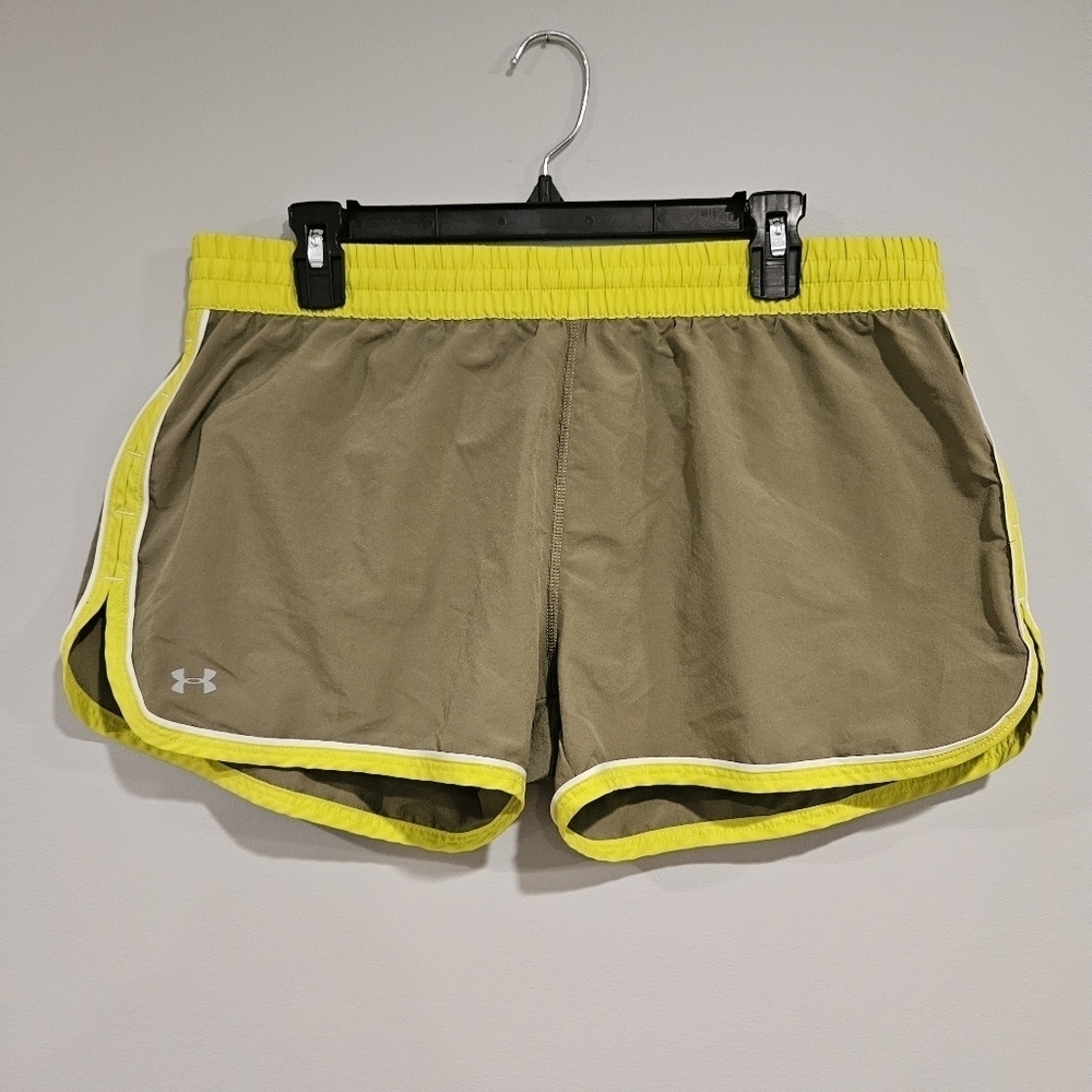 Under Armour Running Shorts Size Large Green Heat Gear
